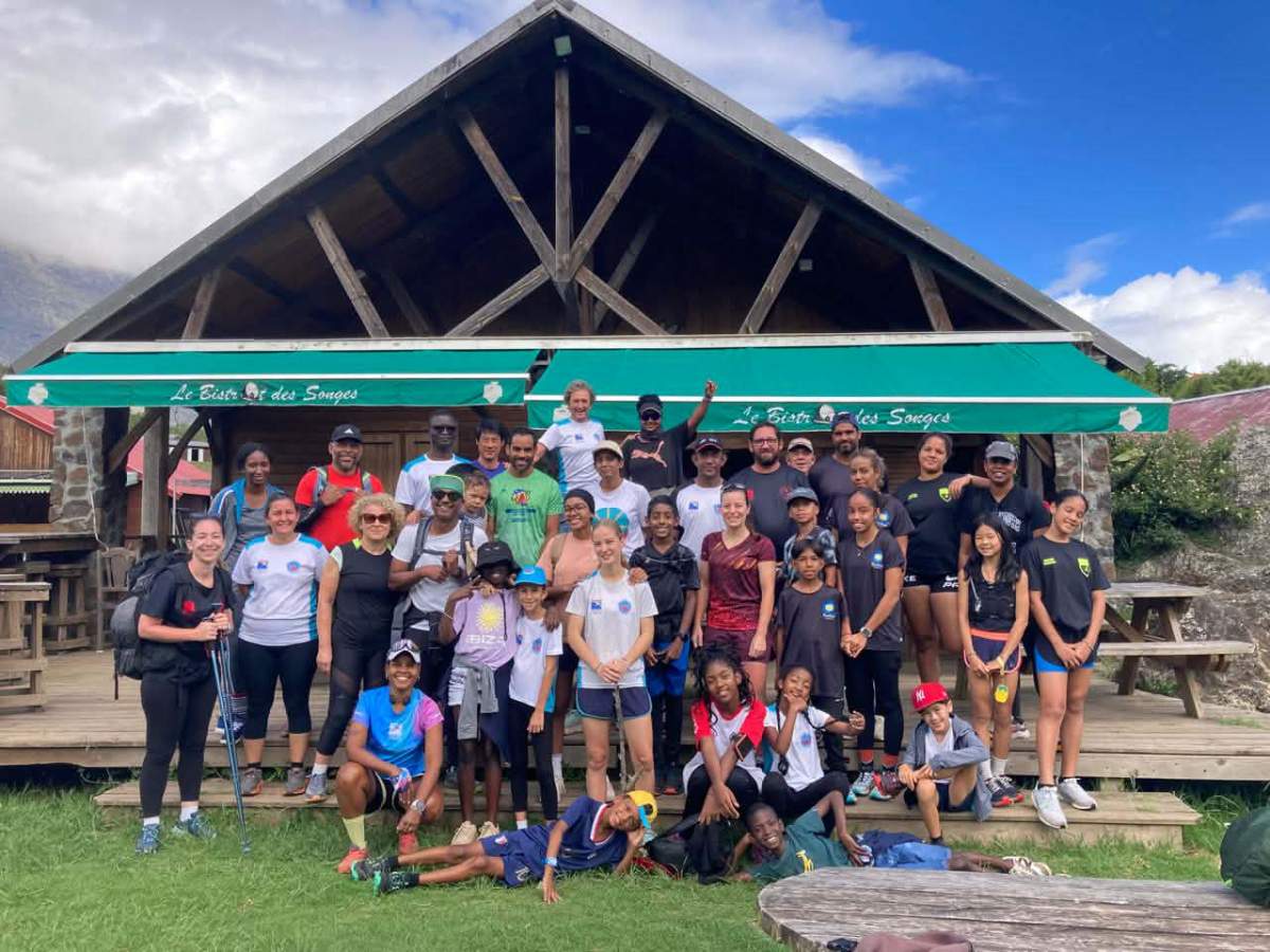 Les compétiteurs en randonnée à Mafate le 24 et 25&nbsp;janvier